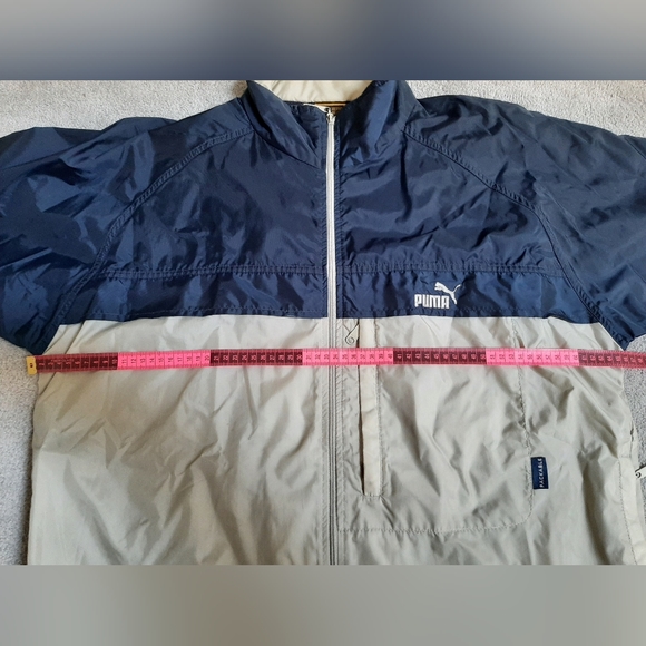 Vintage PUMA Mens packable jacket (medium) - Picture 6 of 11